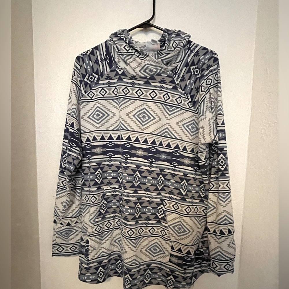 LuLaRoe Amber hoodie